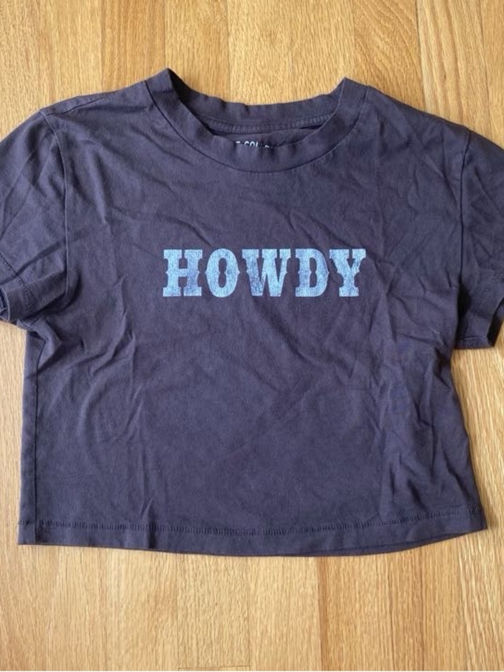 Brown "Howdy" Graphic Tee